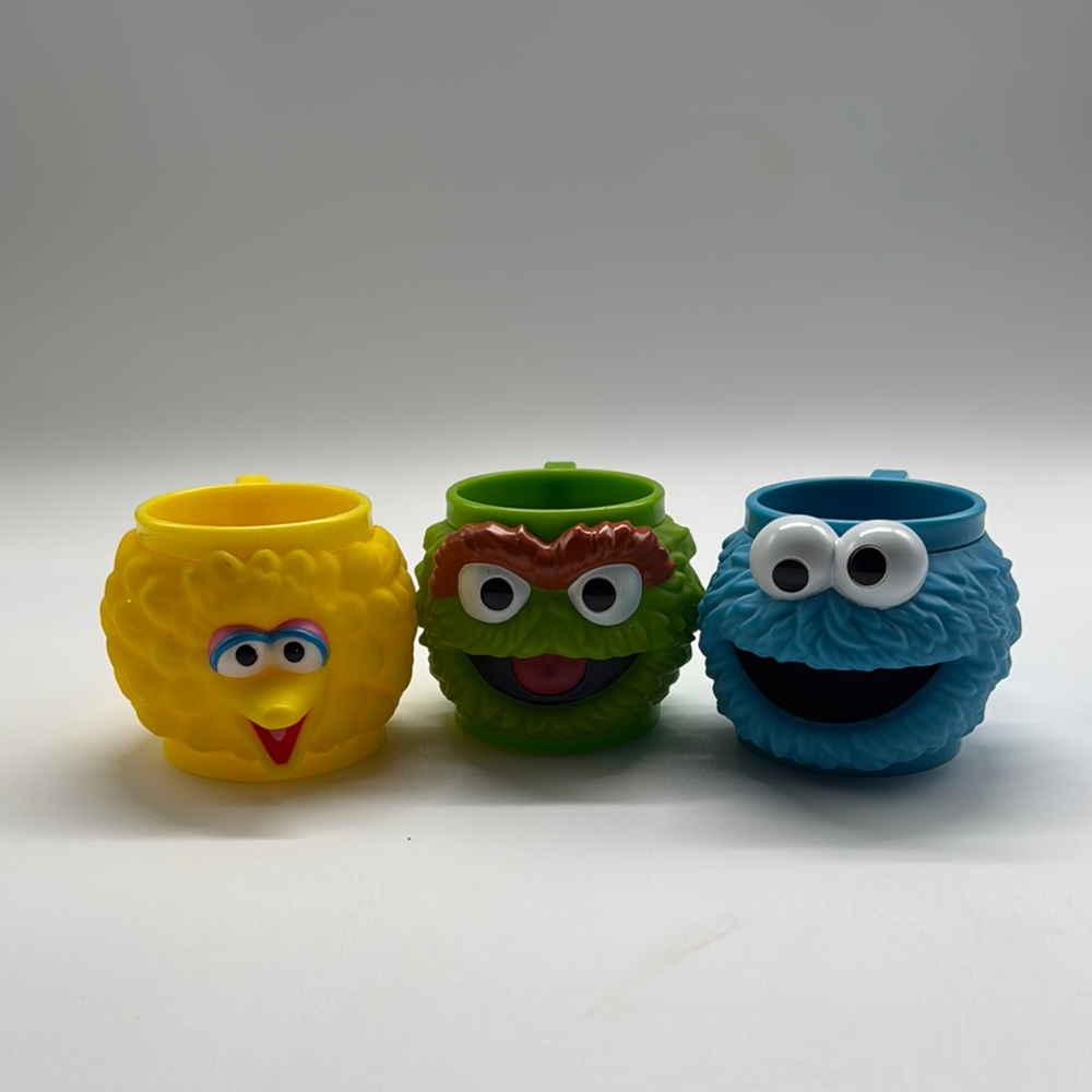 NEW Sesame Street Character Toy Cups - Yellow, Green, Blue